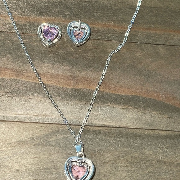 Pink Cubic Zirconia Heart 3 Piece Jewelry Set Pendant Silver Necklace Earrings - Picture 12 of 14